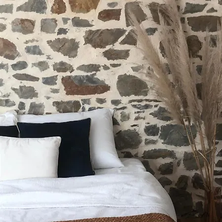 Jolie A La Campagne Et A 15 Min Des Plages Δωμάτια σε οικογενειακή κατοικία *